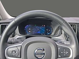 Volvo  B4 Core Navi ACC Kamera 2-Zonen-Klimaautomatik