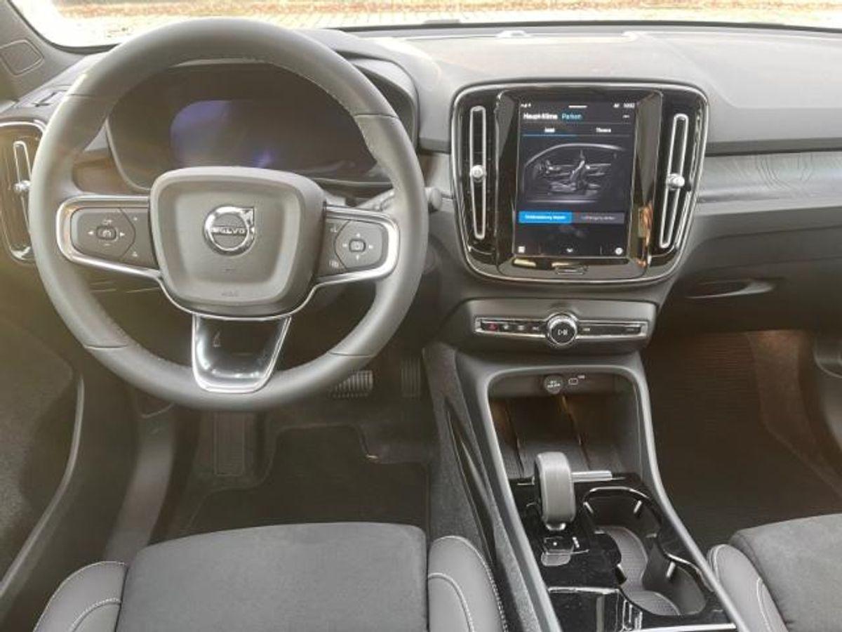 Volvo  C40
