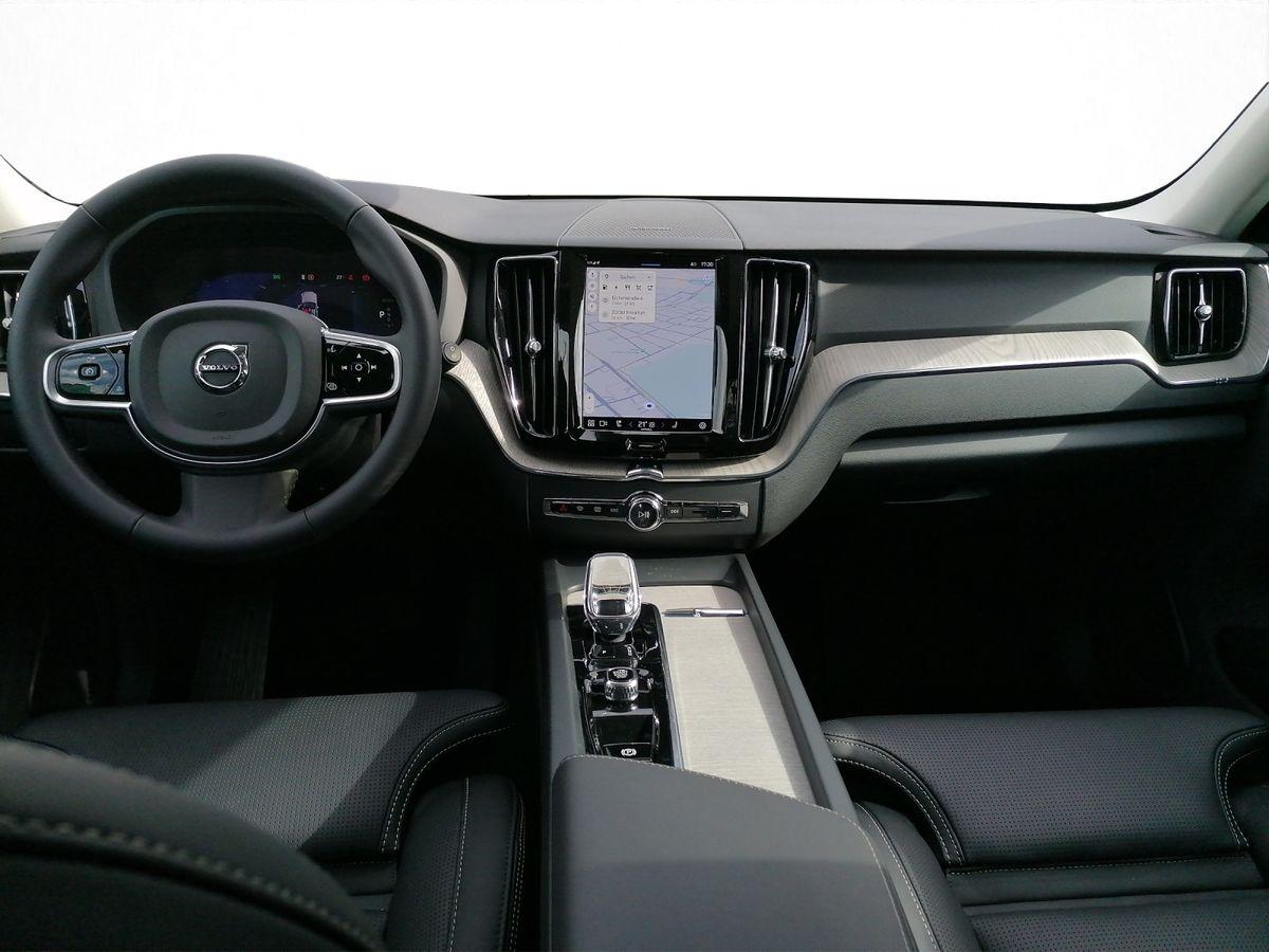 Volvo  Recharge Plug-In Hybrid AWD