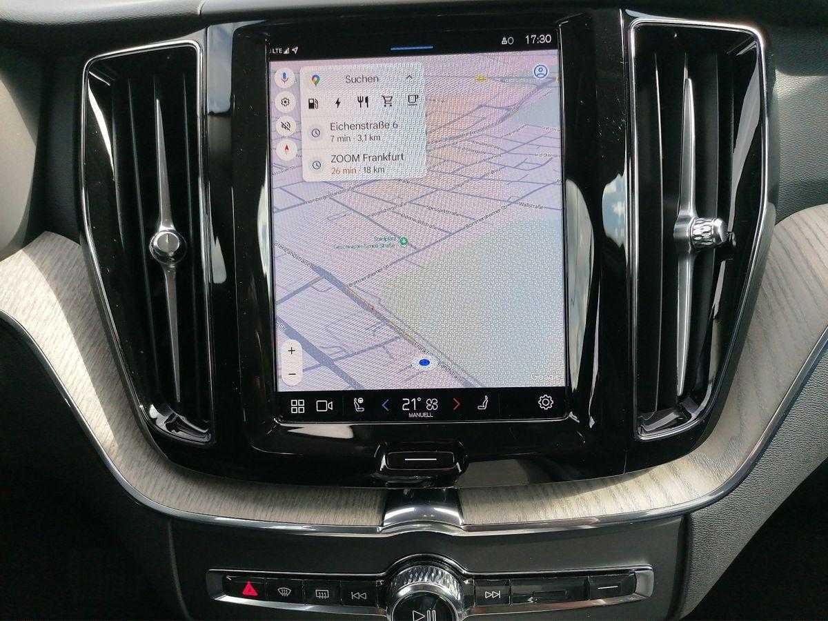 Volvo  Recharge Plug-In Hybrid AWD