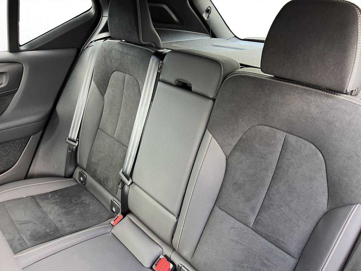 Volvo  Plus 2WD
