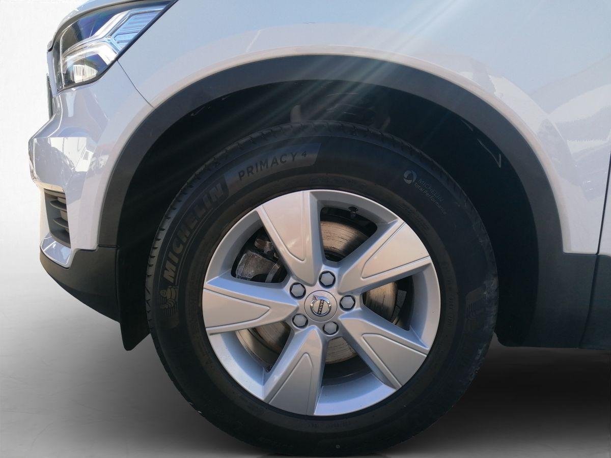 Volvo  Core 2WD