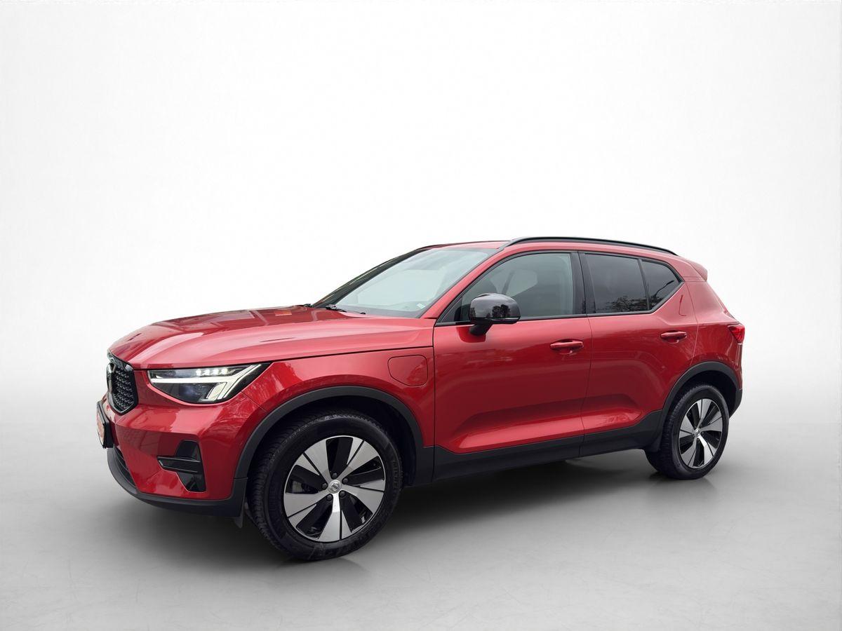 Volvo  Plus Dark 2WD