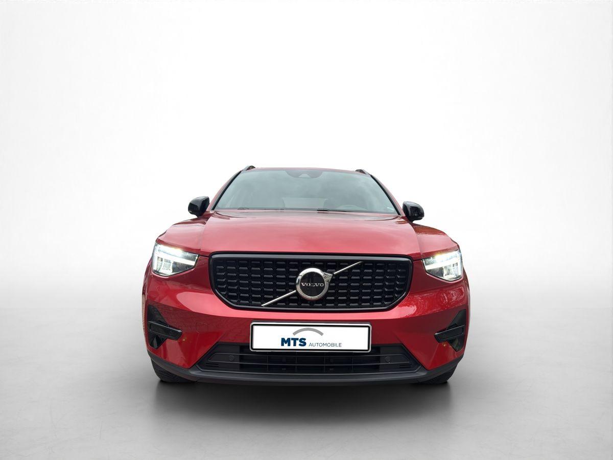 Volvo  Plus Dark 2WD