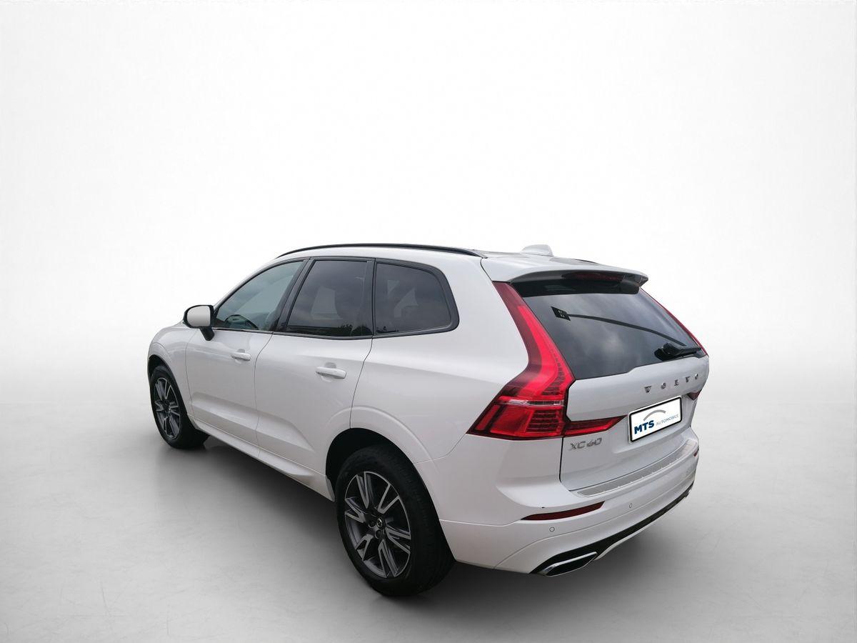 Volvo  R Design 2WD