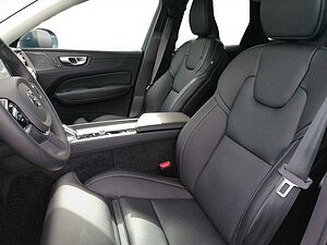 Volvo  Recharge Plug-In Hybrid AWD