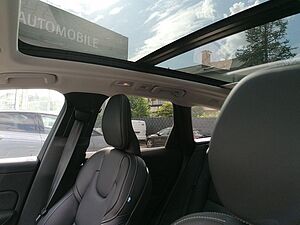 Volvo  Recharge Plug-In Hybrid AWD