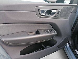 Volvo  R Design AWD