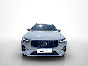 Volvo  Momentum Pro 2WD