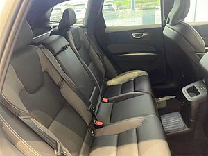 Volvo  R Design Recharge Plug-In Hybrid
