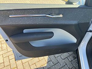 Volvo  Ultra AWD Performance Pure Electric