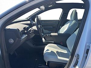 Volvo  Ultra AWD Performance Pure Electric