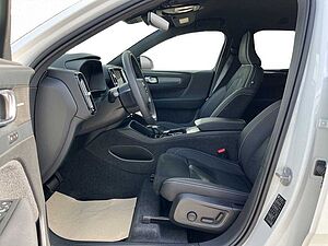 Volvo  Plus 2WD