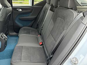 Volvo  2WD
