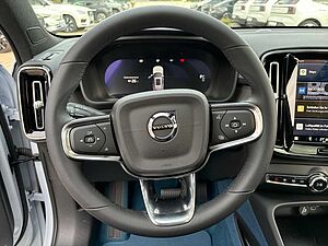 Volvo  2WD