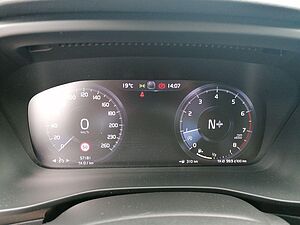 Volvo  2WD