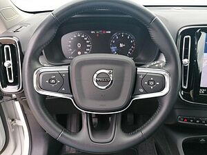 Volvo  2WD