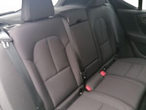 Volvo  2WD
