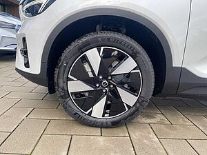Volvo  Plus 2WD