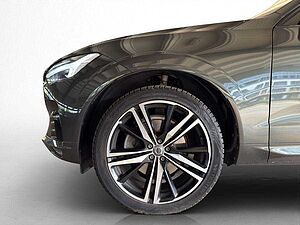 Volvo  R Design 2WD