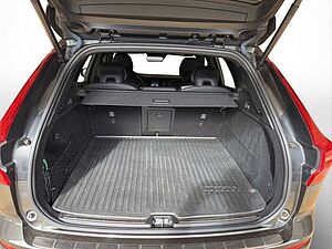 Volvo  R Design 2WD