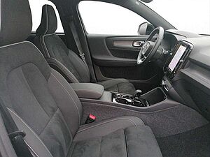 Volvo  XC40