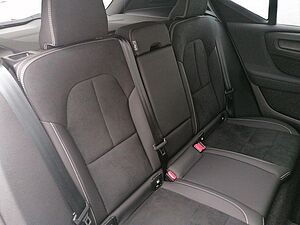 Volvo  XC40