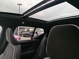 Volvo  XC40
