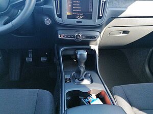 Volvo  Core 2WD