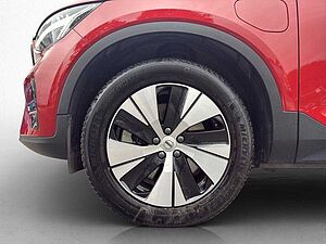 Volvo  Plus Dark 2WD