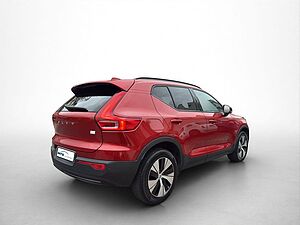 Volvo  Plus Dark 2WD