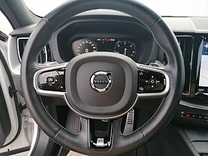 Volvo  R Design 2WD