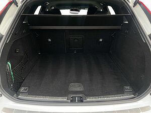 Volvo  R Design 2WD