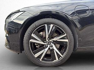 Volvo  Ultimate Dark AWD