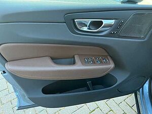 Volvo  Inscription AWD B5 Benzin EU6d-T Allrad AD Navi Leder digitales Cockpit Memory S