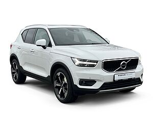 Volvo  Pro 2WD EU6d T3 Automatik Momentum AHK El. Panorama-Glasdach Navi Leder