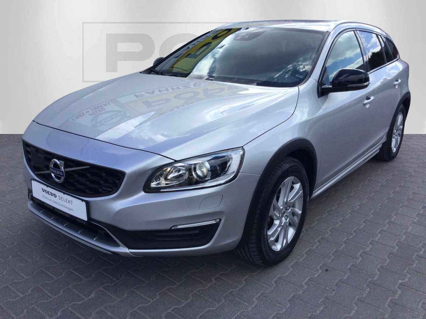 Volvo  D4 AWD BLIS DAB NAV SHZ