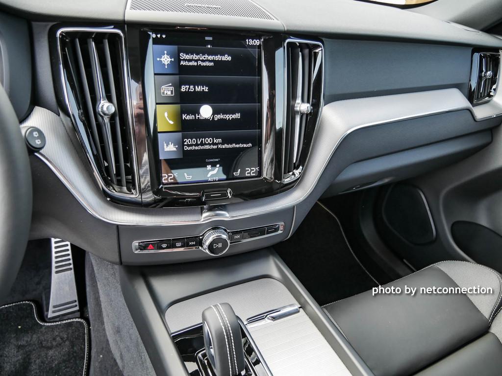 Volvo  R-Design