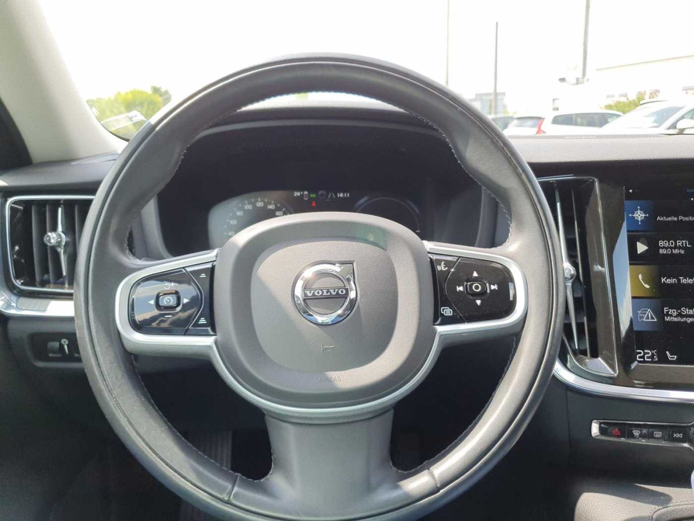 Volvo  19'