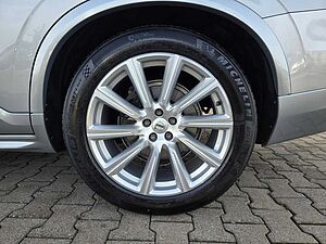 Volvo  D5 AWD Inscription 7S ACC CAM LUFT PANO