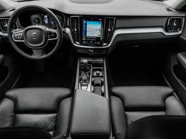 Volvo  Kombi Momentum Pro B3 Benzin EU6d StandHZG Navi Leder digitales Cockpit Memory S