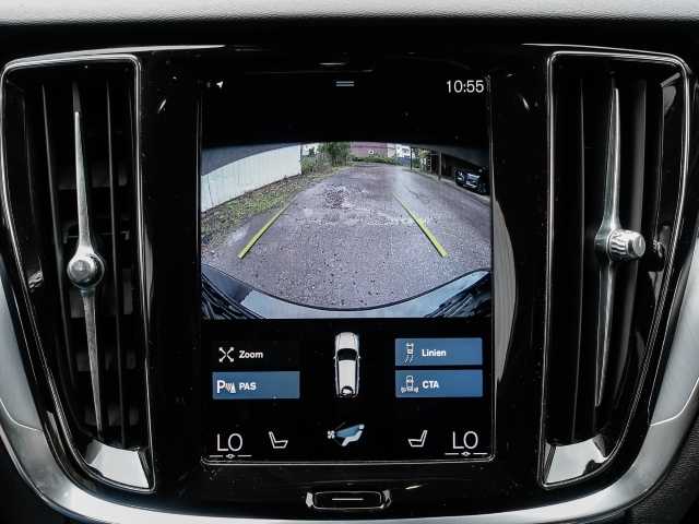 Volvo  Kombi Momentum Pro B3 Benzin EU6d StandHZG Navi Leder digitales Cockpit Memory S