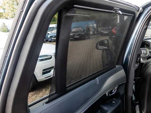 Volvo  Plus Bright AWD B5 Diesel EU6d 7-Sitzer Allrad StandHZG AHK digitales Cockpit