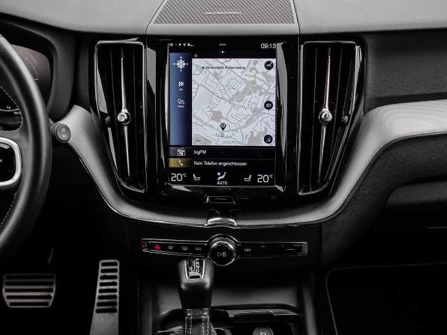 Volvo  R Design 2WD D4 EU6d-T StandHZG AHK Navi digitales Cockpit Memory Sitze Soundsys