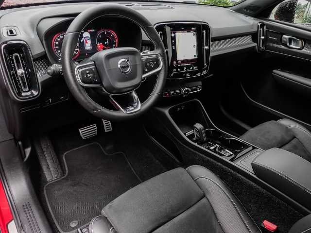 Volvo  R Design AWD D4 EU6d-T Allrad Navi Leder digitales Cockpit Soundsystem LED Sperr