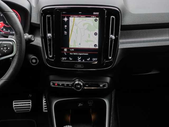 Volvo  R Design AWD D4 EU6d-T Allrad Navi Leder digitales Cockpit Soundsystem LED Sperr