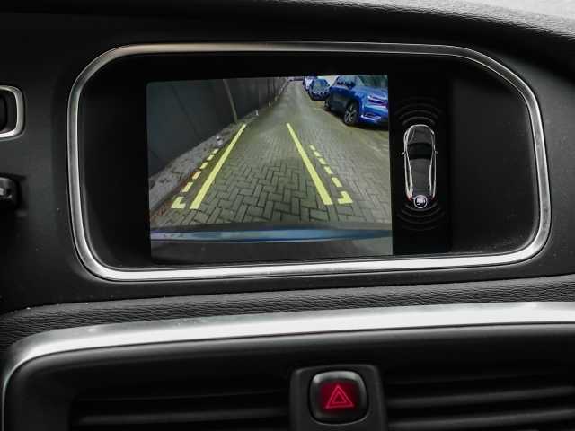 Volvo  Cross Country Plus D2 EU6d-T Panorama Navi Soundsystem LED Sperrdiff. Mehrzonenk