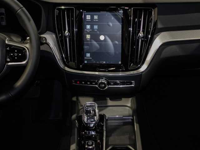 Volvo  Kombi Plus Dark B4 Mild-Hybrid  Benzin EU6d