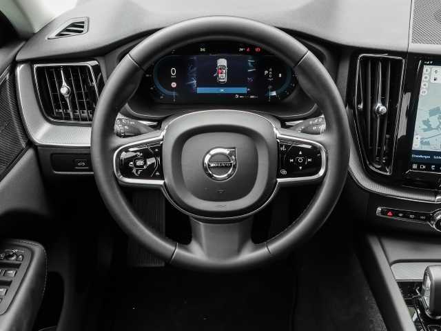 Volvo  Plus Dark 2WD B4 Benzin EU6d StandHZG digitales Cockpit Memory Sitze Soundsystem