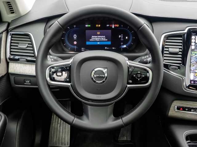 Volvo  Plus Bright AWD B5 Diesel EU6d 7-Sitzer Allrad AD StandHZG digitales Cockpit Mem